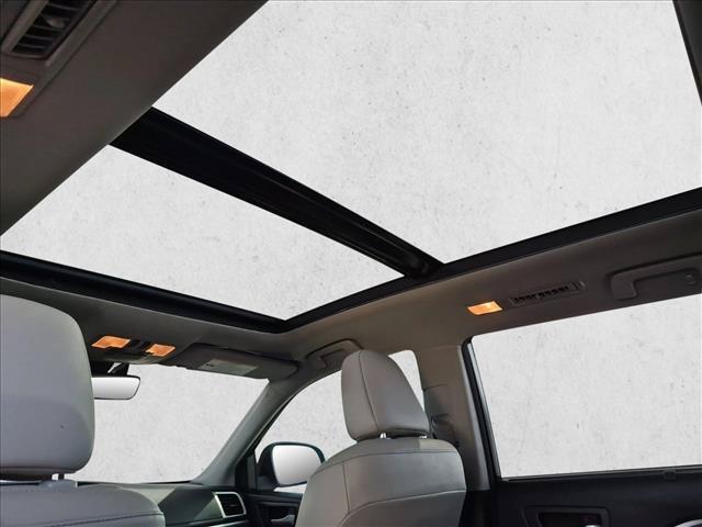 used 2017 Toyota Highlander car, priced at $25,216