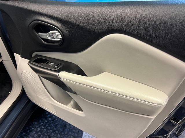 used 2020 Jeep Cherokee car, priced at $17,997