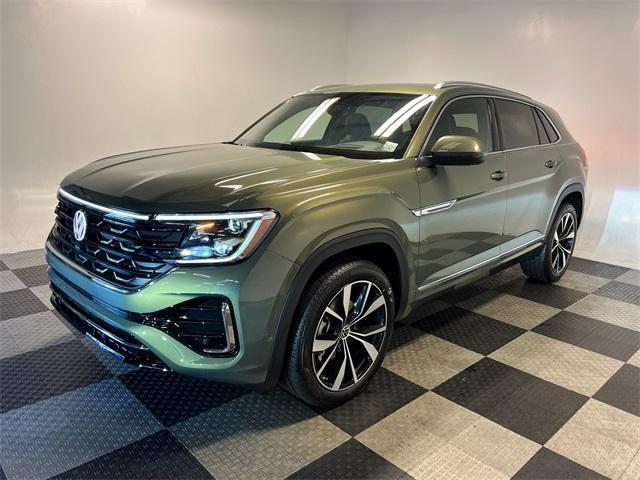 new 2026 Volkswagen Atlas Cross Sport car, priced at $52,136