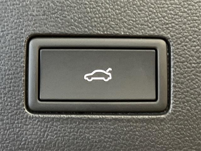 new 2026 Volkswagen Atlas Cross Sport car, priced at $52,136