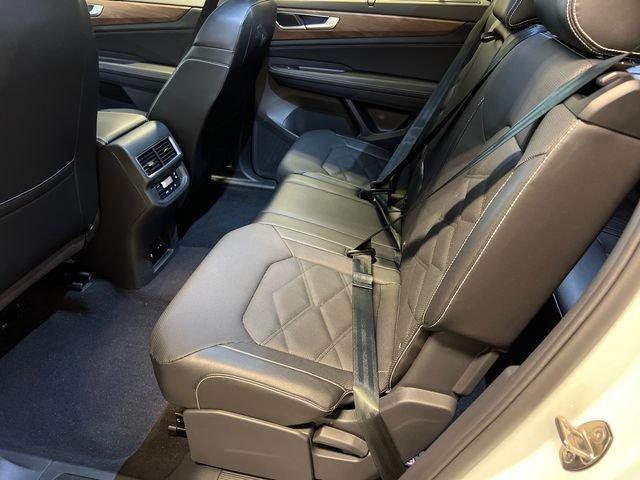 used 2024 Volkswagen Atlas car, priced at $32,095