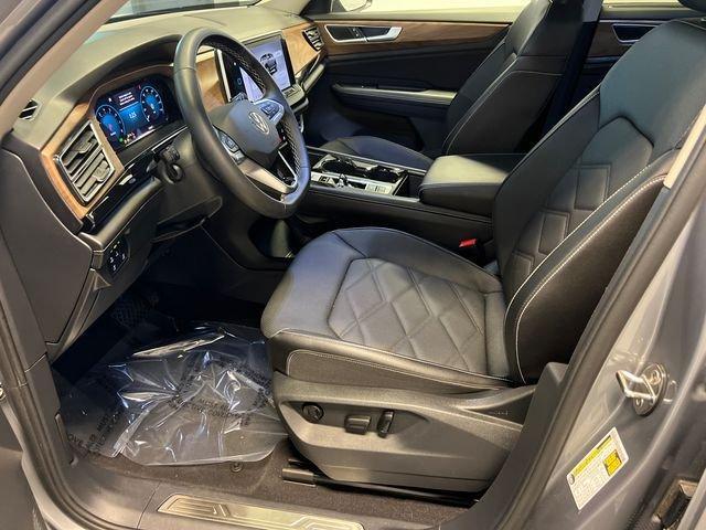 used 2025 Volkswagen Atlas car, priced at $35,095