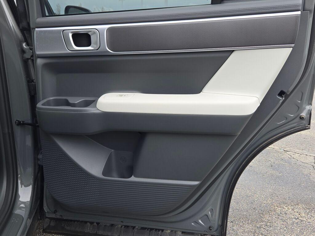 used 2025 Hyundai Santa Fe car, priced at $31,585