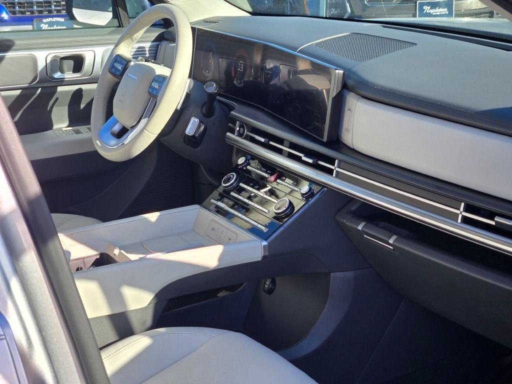 used 2025 Hyundai Santa Fe car, priced at $28,738