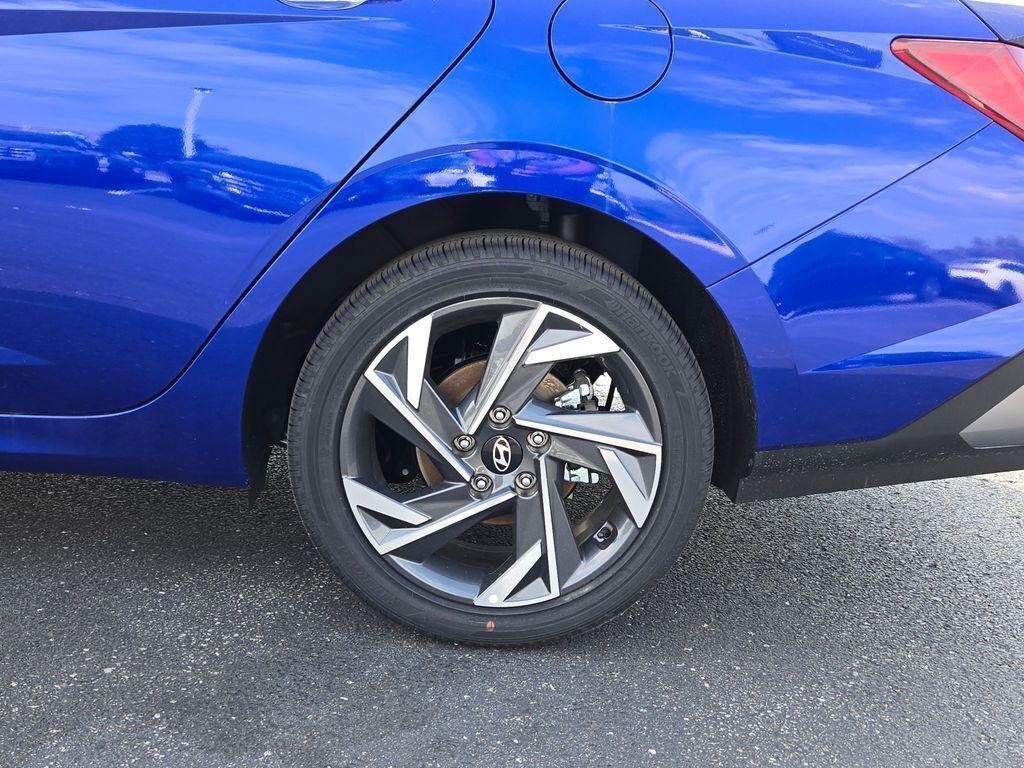 new 2025 Hyundai ELANTRA HEV car, priced at $21,960