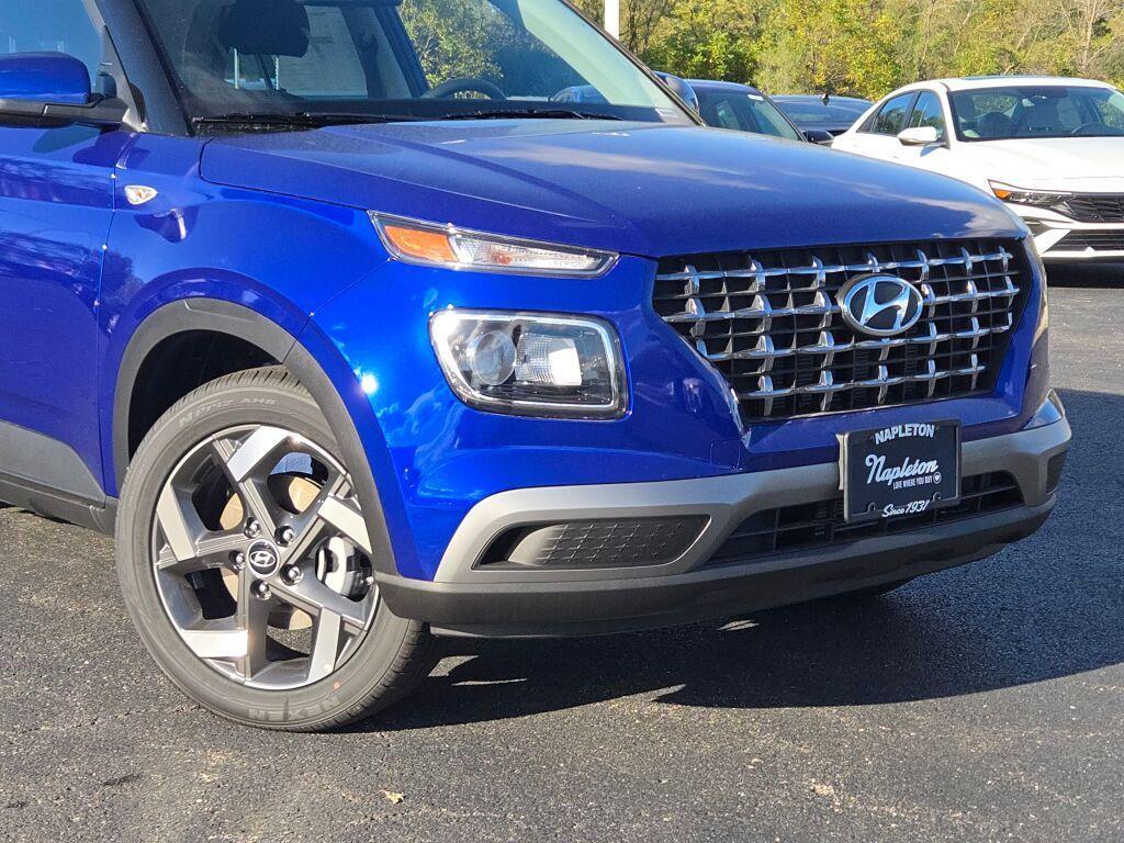 new 2025 Hyundai Venue car, priced at $21,635