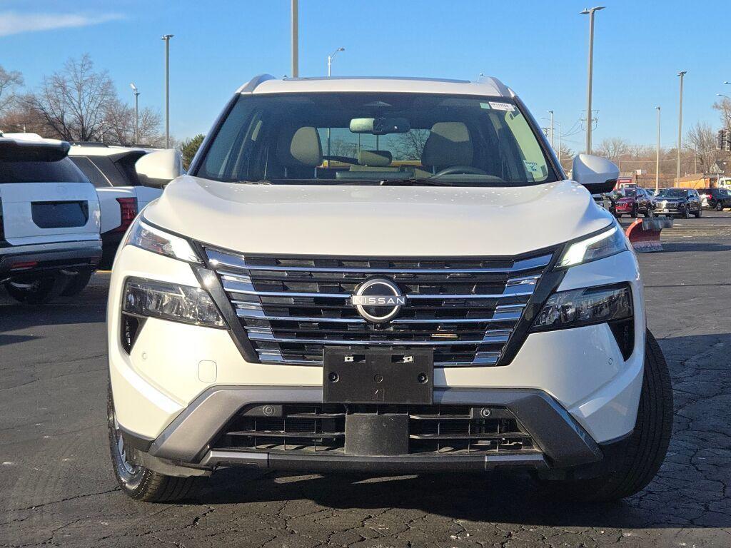 used 2024 Nissan Rogue car, priced at $27,543