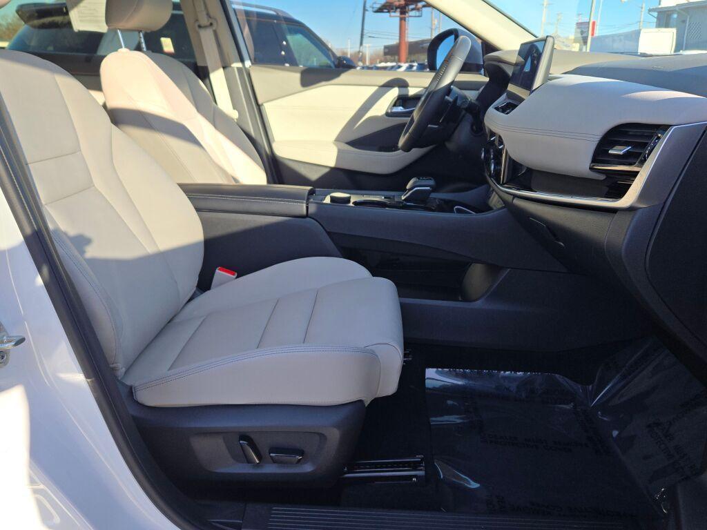 used 2024 Nissan Rogue car, priced at $27,543