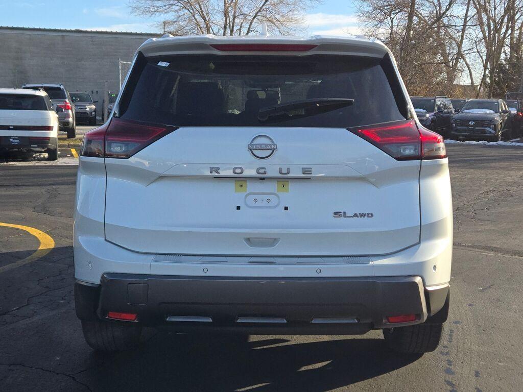 used 2024 Nissan Rogue car, priced at $27,543