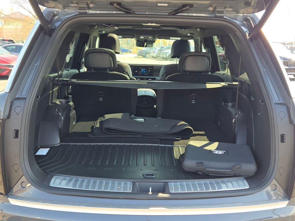 new 2026 Hyundai Palisade Hybrid car, priced at $60,197