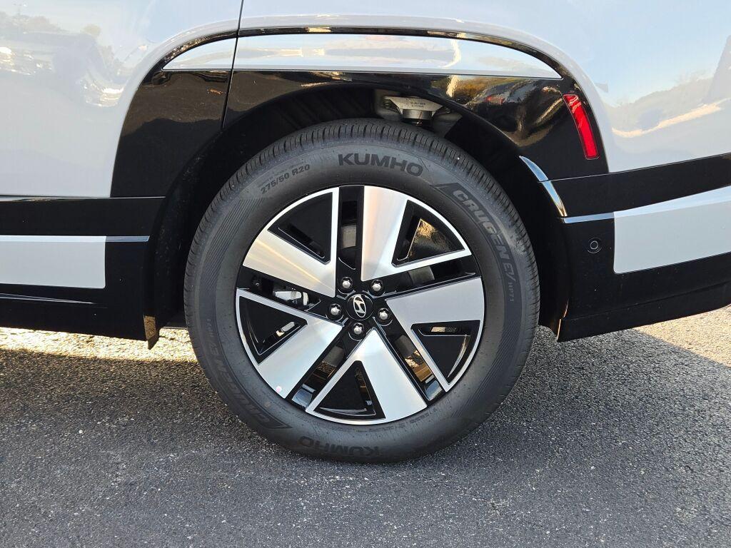 new 2026 Hyundai IONIQ 9 car, priced at $56,775