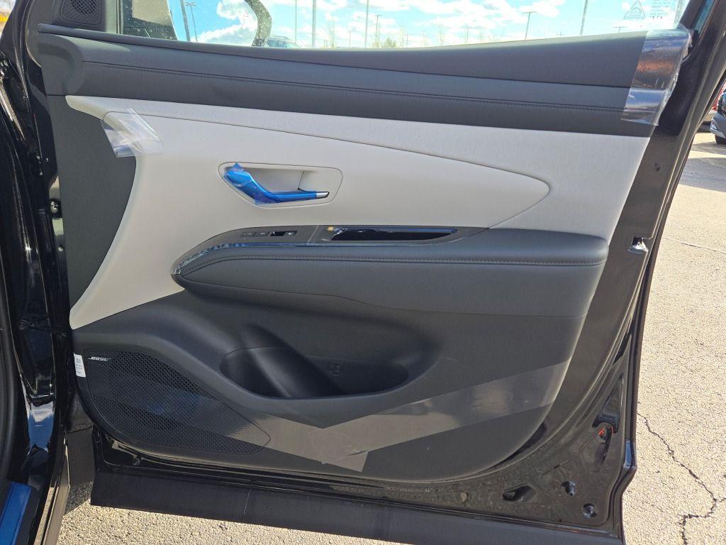 new 2026 Hyundai TUCSON Hybrid car, priced at $40,931