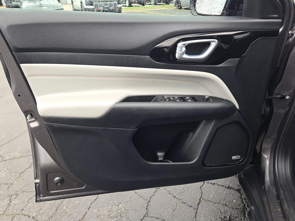 used 2022 Jeep Compass car, priced at $19,696