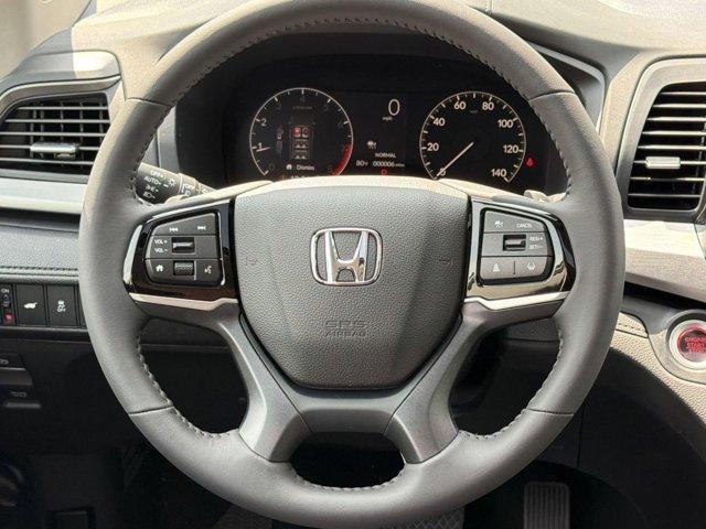new 2026 Honda Odyssey car, priced at $42,882