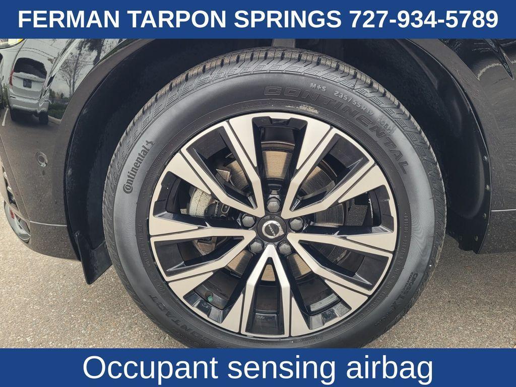 used 2023 Volvo XC60 car, priced at $33,322