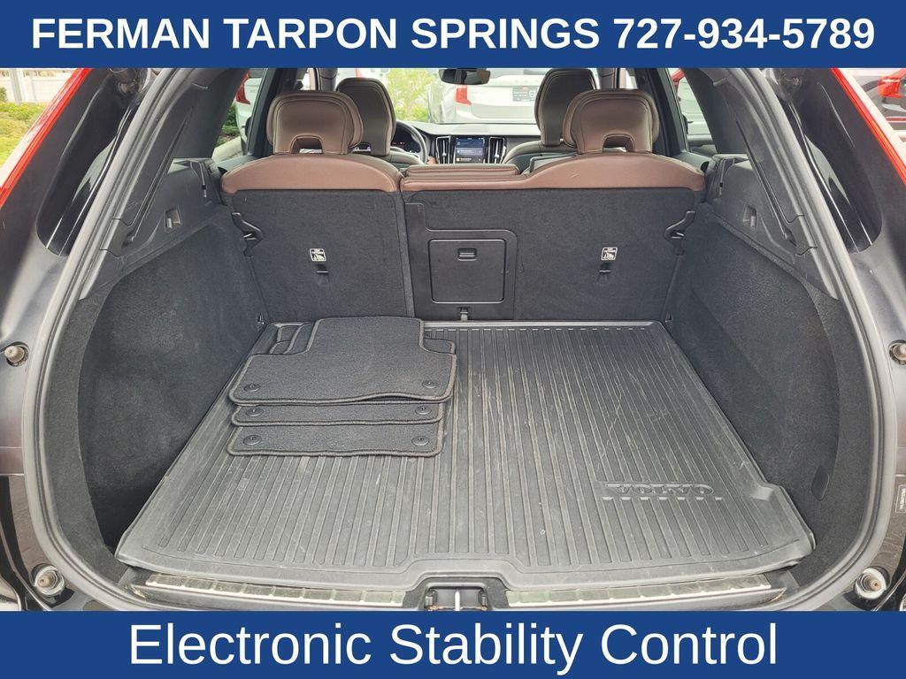 used 2023 Volvo XC60 car, priced at $33,322