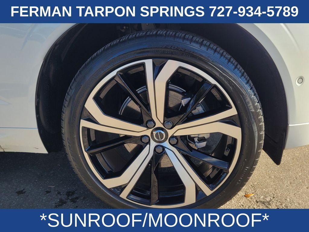 used 2025 Volvo XC60 car, priced at $44,499