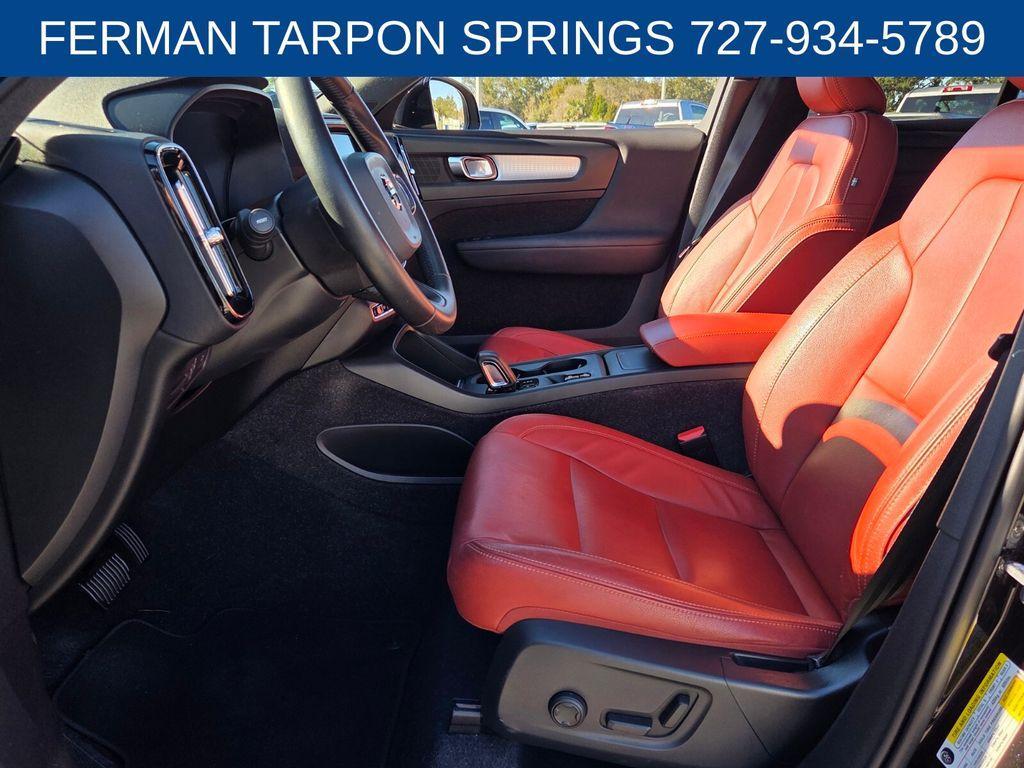 used 2020 Volvo XC40 car, priced at $21,677