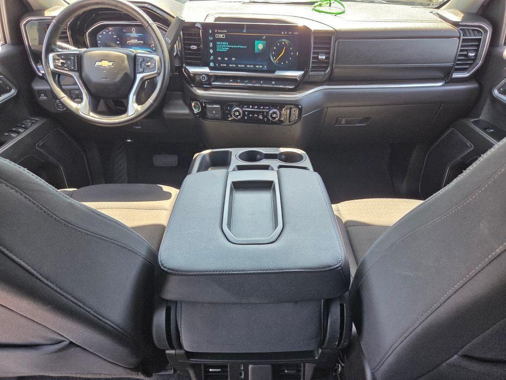 used 2025 Chevrolet Silverado 1500 car, priced at $36,000