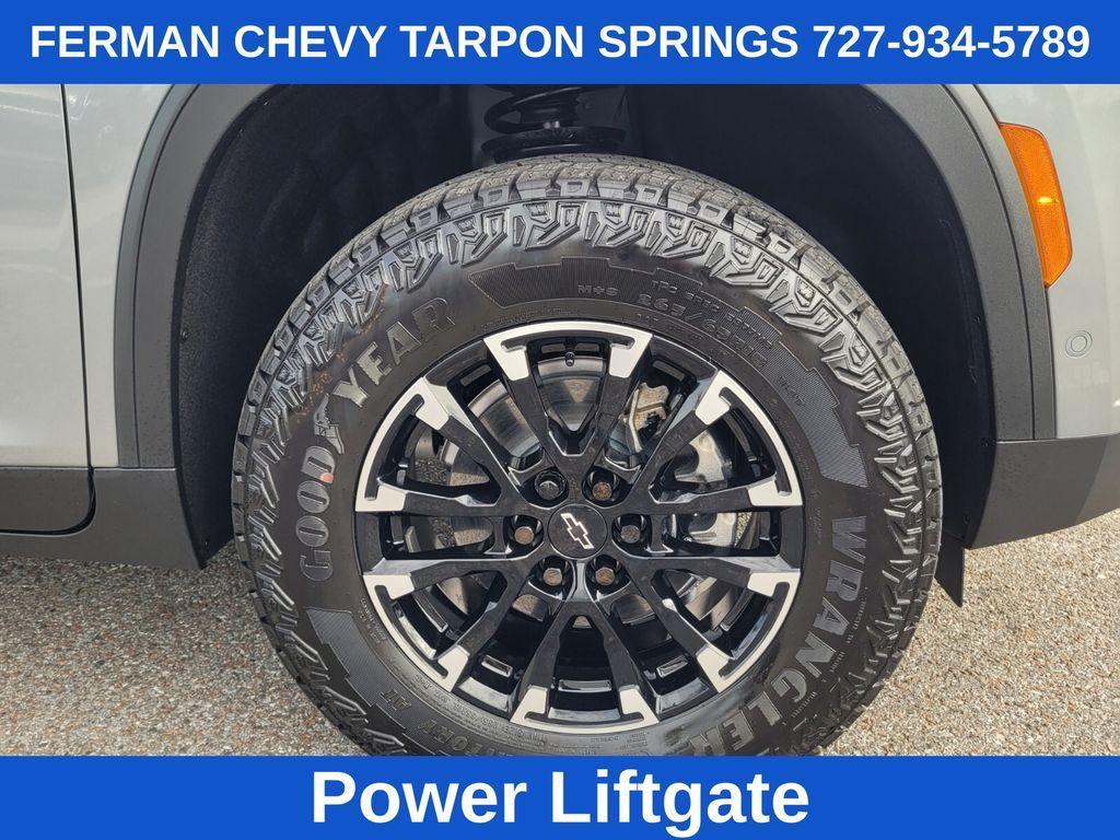 new 2026 Chevrolet Traverse car, priced at $57,425