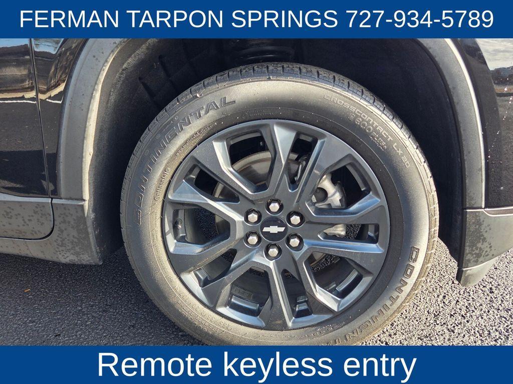 used 2021 Chevrolet Traverse car, priced at $22,777