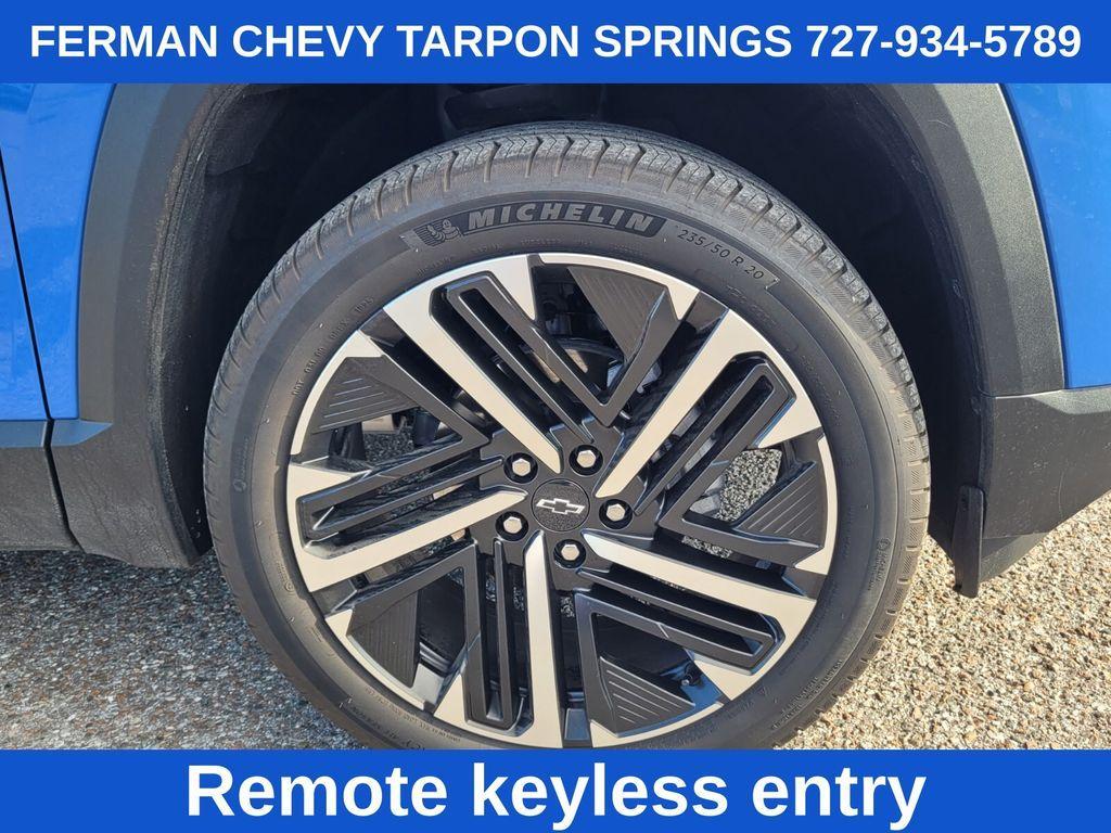 new 2026 Chevrolet Equinox car, priced at $33,170