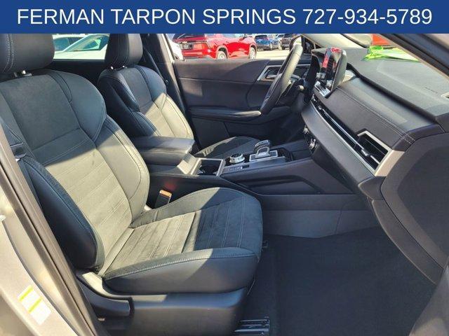 used 2023 Mitsubishi Outlander car, priced at $21,000