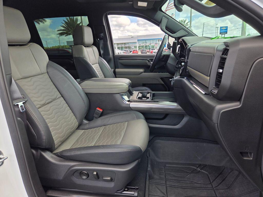 used 2025 Chevrolet Silverado 2500 car, priced at $76,000