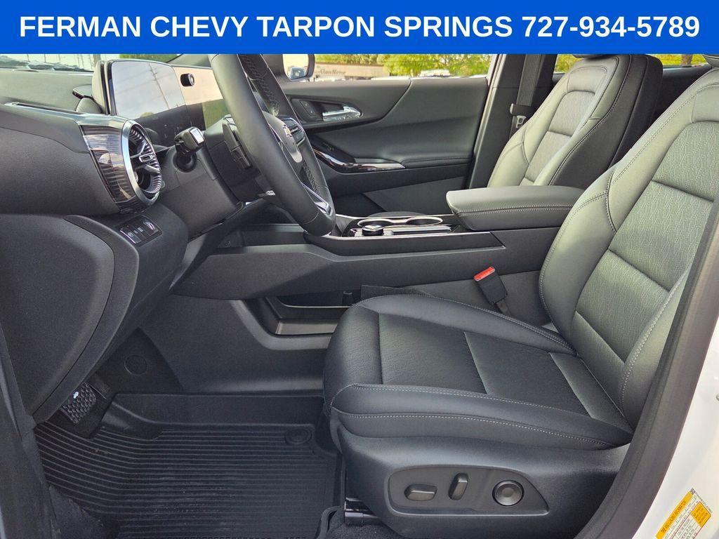 new 2026 Chevrolet Equinox car, priced at $32,190