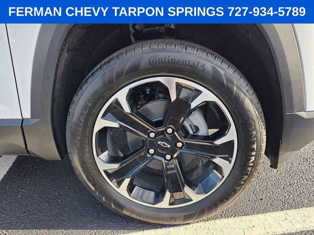 new 2026 Chevrolet Equinox car, priced at $32,190