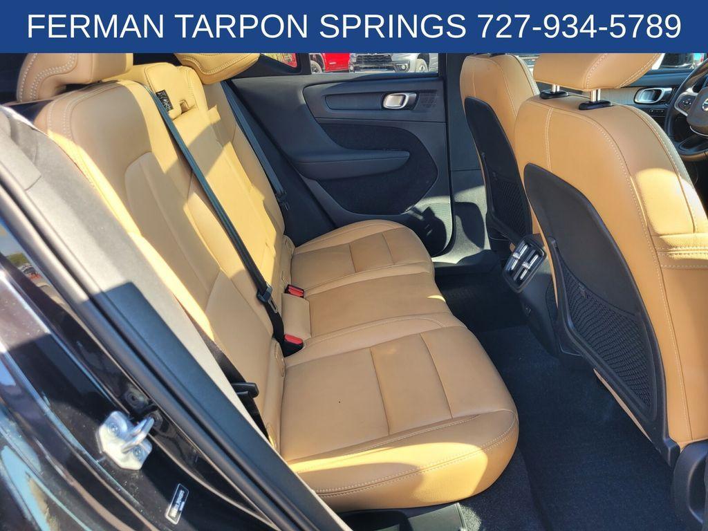 used 2021 Volvo XC40 car, priced at $26,977