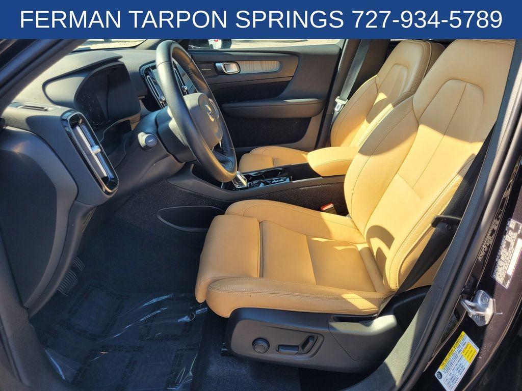 used 2021 Volvo XC40 car, priced at $26,977