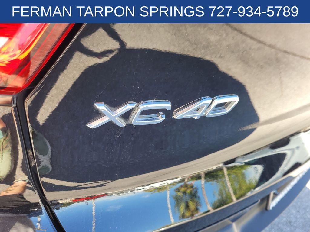 used 2021 Volvo XC40 car, priced at $26,977