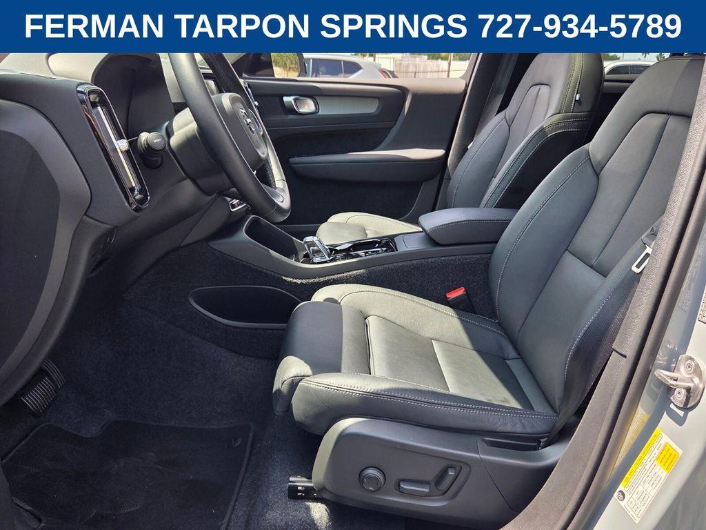 used 2026 Volvo XC40 car, priced at $43,000