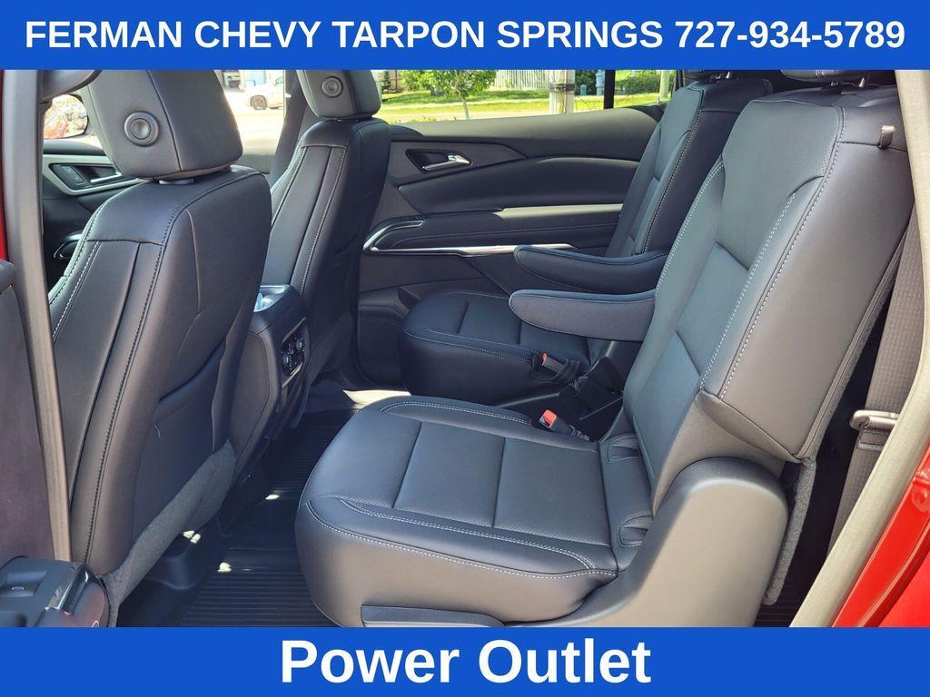 new 2025 Chevrolet Traverse car, priced at $41,180