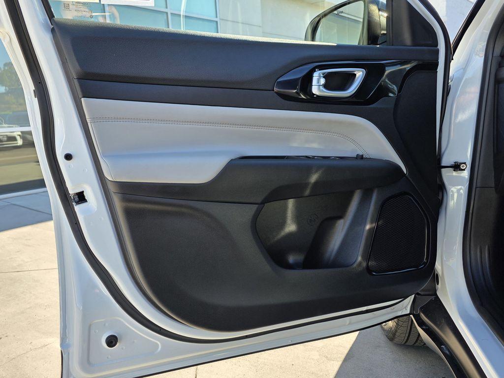 new 2026 Jeep Compass car, priced at $29,900