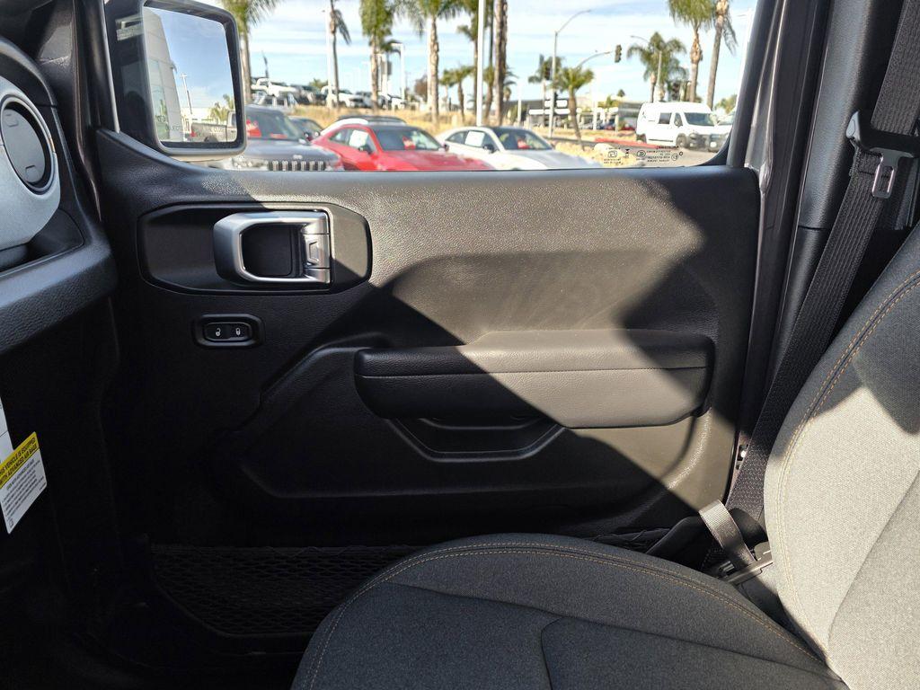 new 2026 Jeep Wrangler car, priced at $44,900