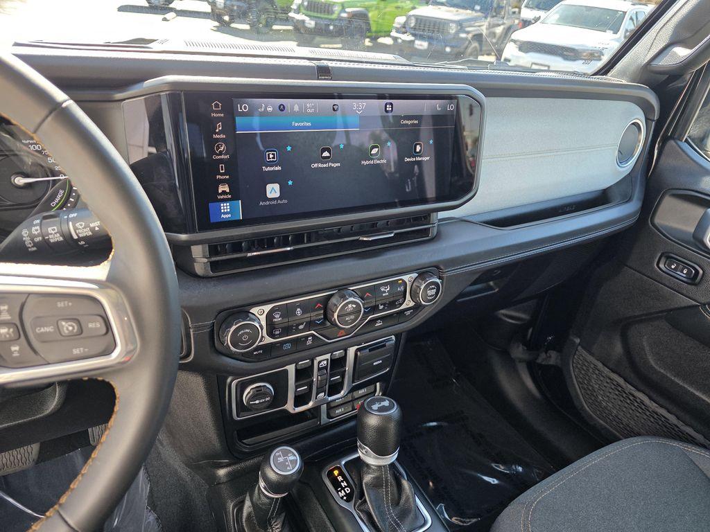 used 2024 Jeep Wrangler 4xe car, priced at $31,900