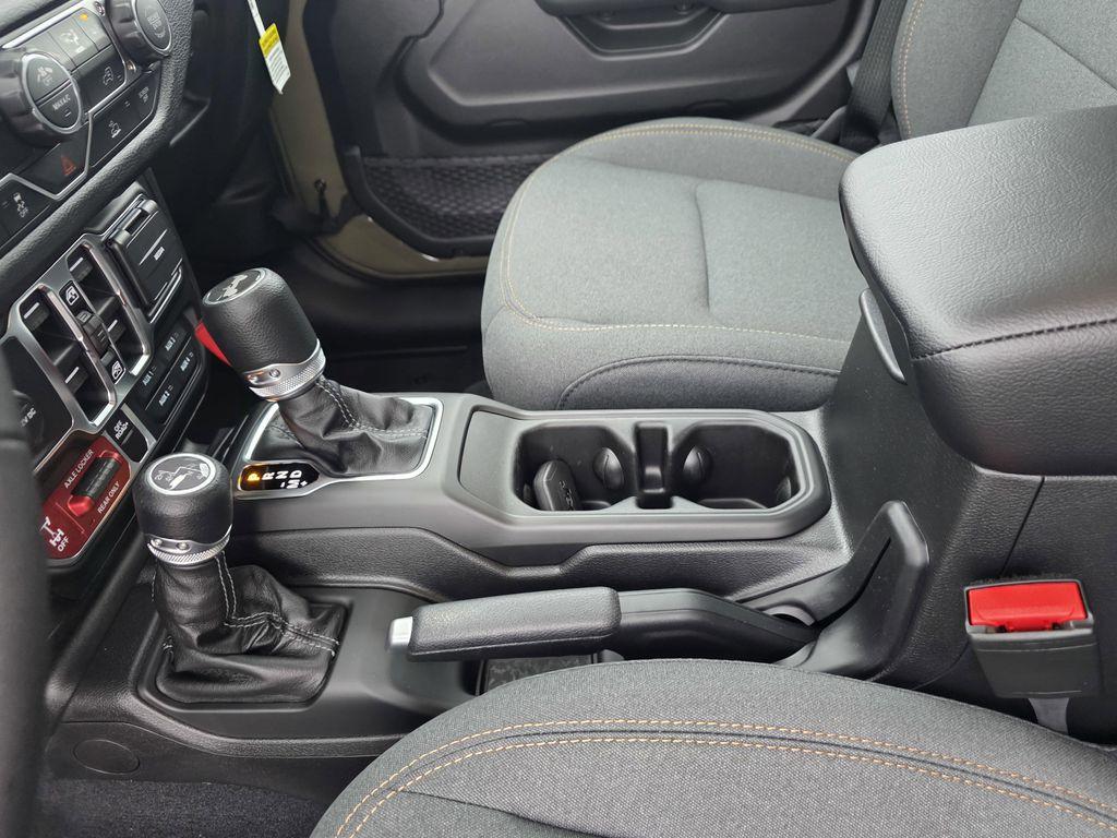 new 2026 Jeep Wrangler car, priced at $51,485