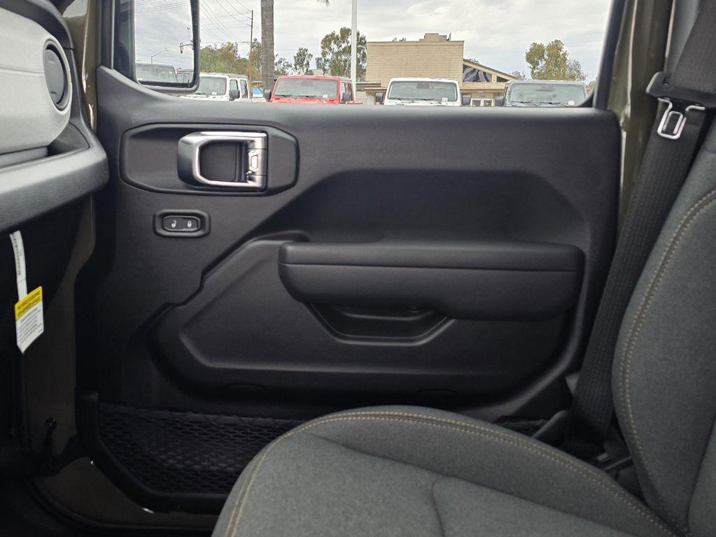 new 2026 Jeep Wrangler car, priced at $51,485