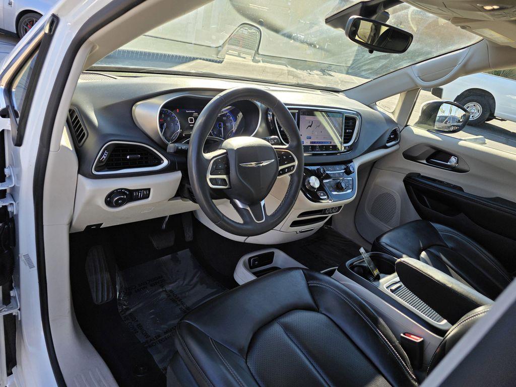 used 2023 Chrysler Pacifica car, priced at $24,900