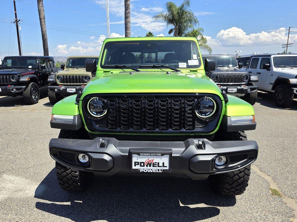 new 2025 Jeep Gladiator car, priced at $46,900