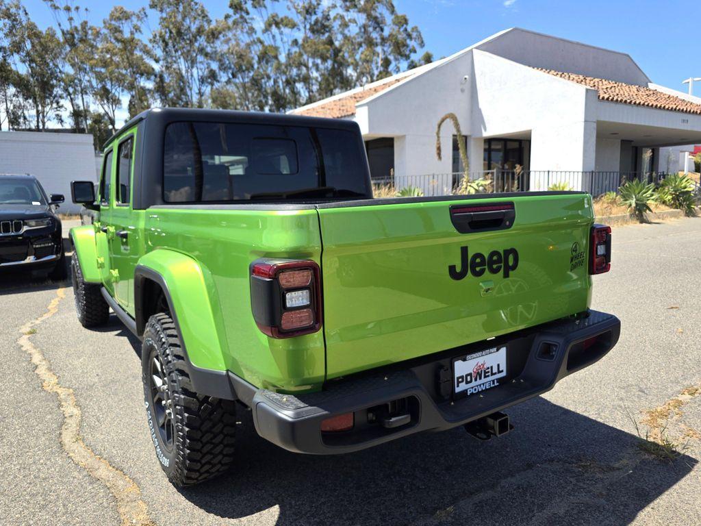new 2025 Jeep Gladiator car, priced at $46,900