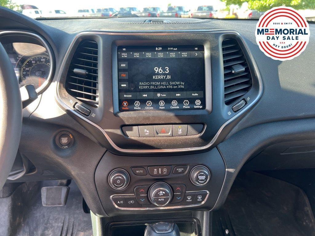 used 2022 Jeep Cherokee car, priced at $22,921