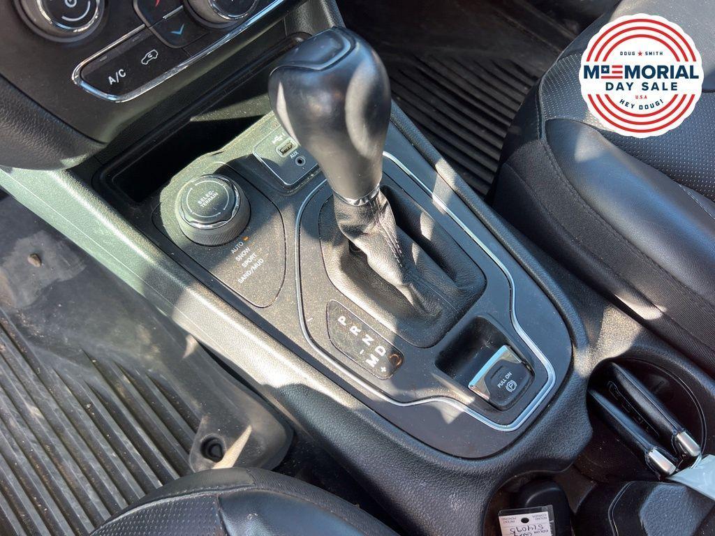 used 2022 Jeep Cherokee car, priced at $22,921