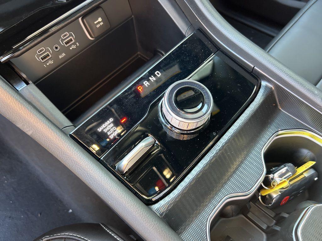 new 2026 Jeep Grand Cherokee car, priced at $42,525