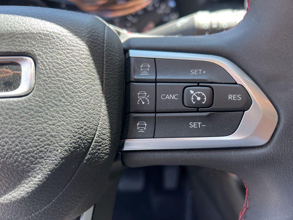 used 2022 Jeep Compass car, priced at $21,369