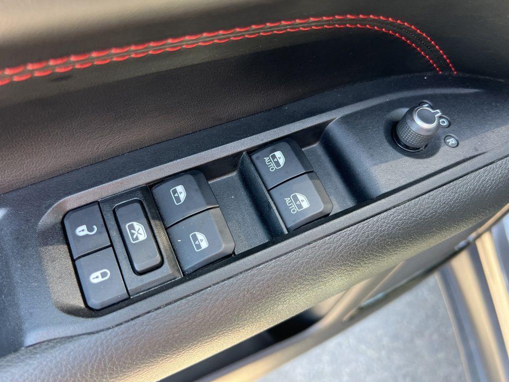 used 2022 Jeep Compass car, priced at $21,369