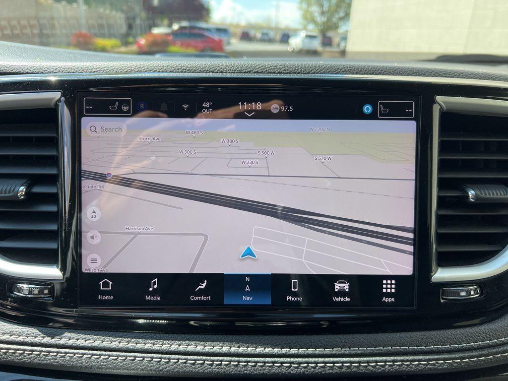 used 2024 Chrysler Pacifica Hybrid car, priced at $28,397