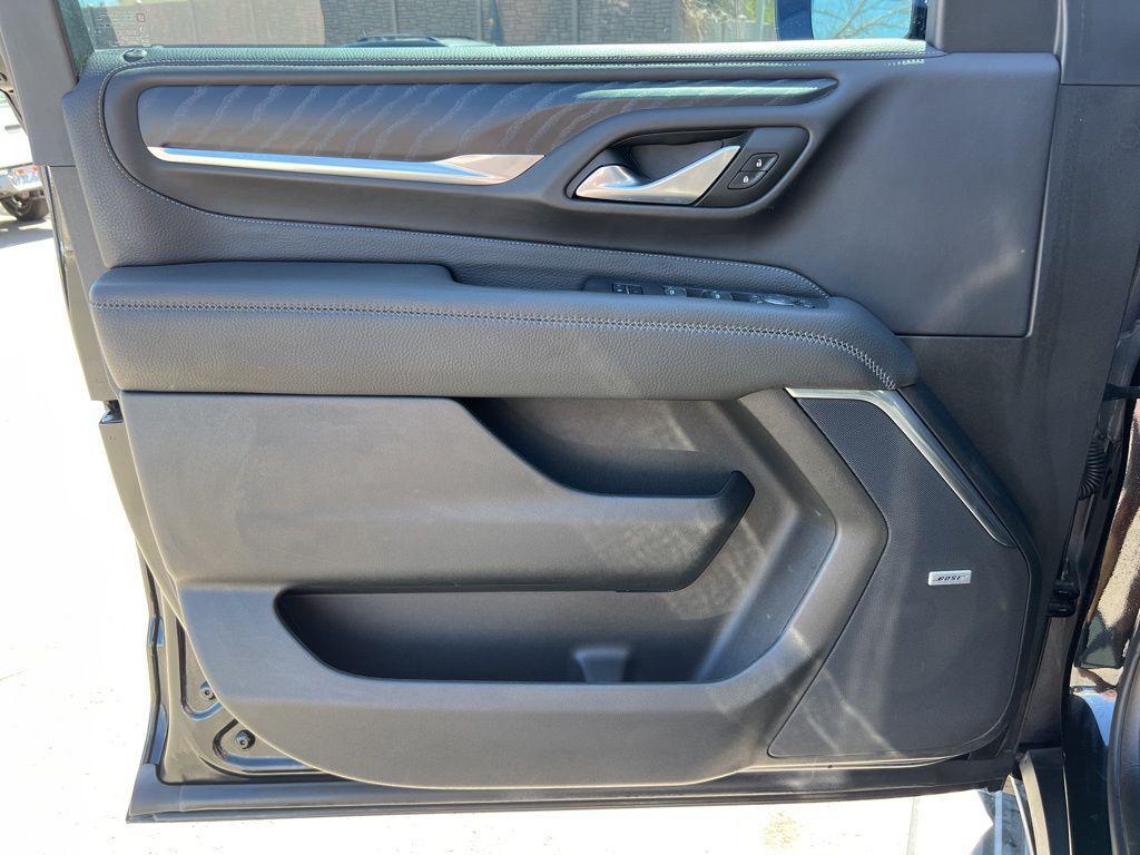 used 2022 GMC Yukon car, priced at $52,266